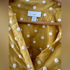 J.Jill Yellow and white pokadot shirt, super cute size medium petite worn once